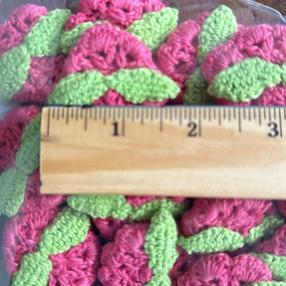20 Crochet Handmade Cotton Rose Flowers – 1.5” Pink + Green